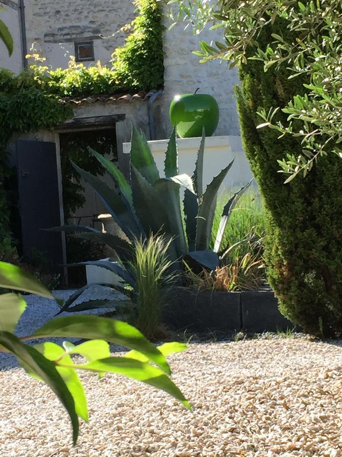 La Maison Du Baloir Thaire Ngoại thất bức ảnh