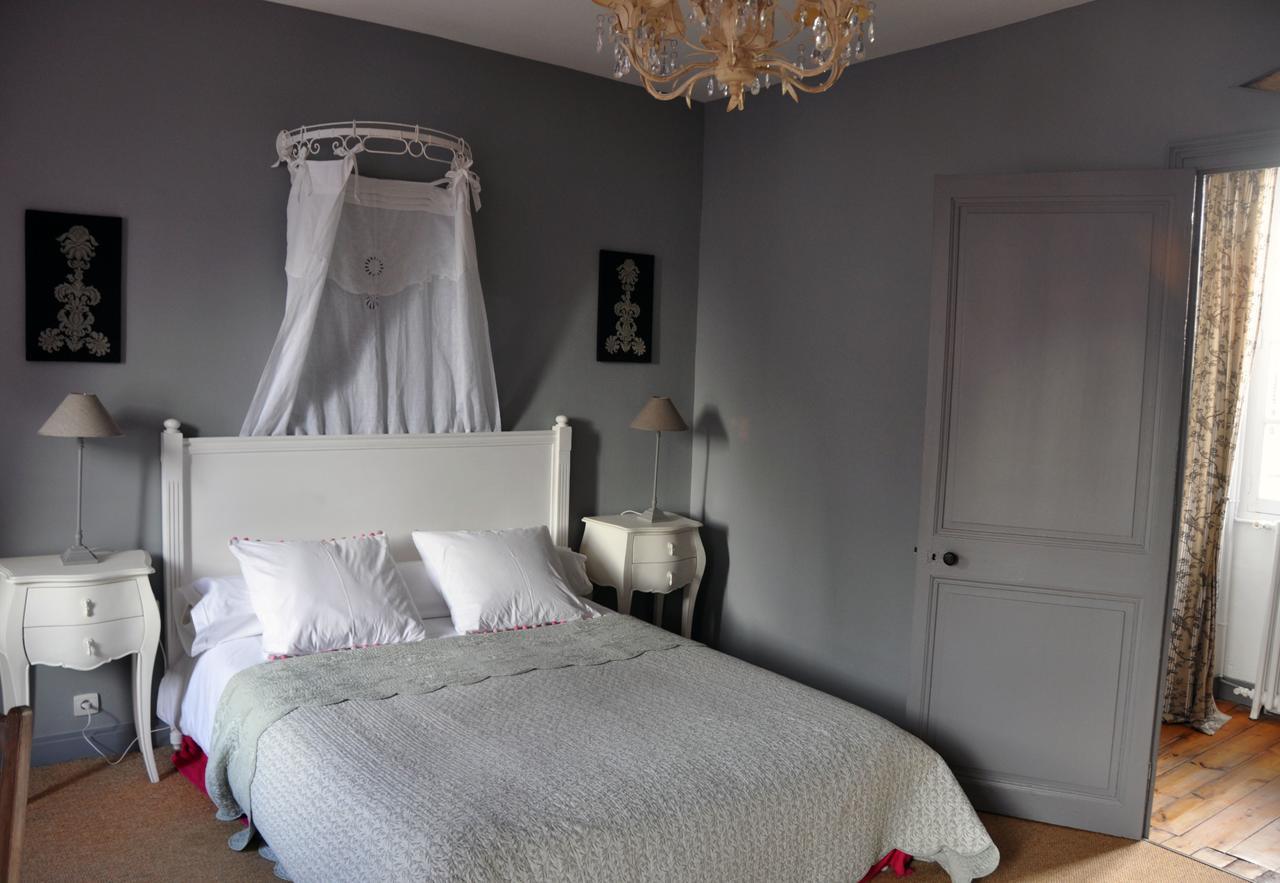 La Maison Du Baloir Thaire Ngoại thất bức ảnh