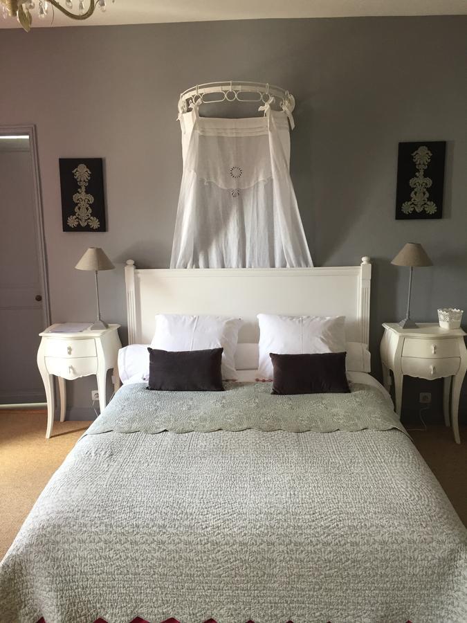 La Maison Du Baloir Thaire Ngoại thất bức ảnh