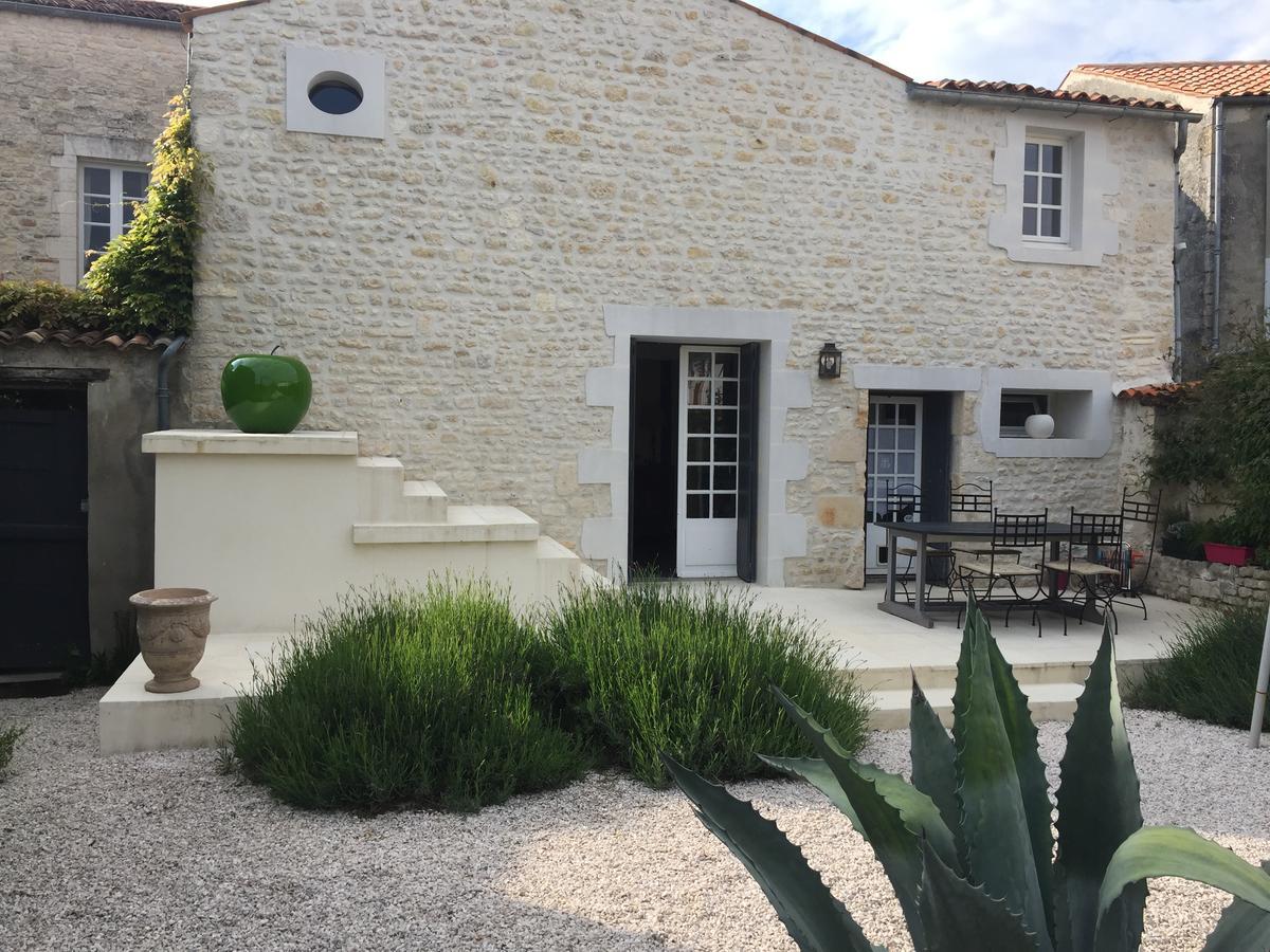 La Maison Du Baloir Thaire Ngoại thất bức ảnh